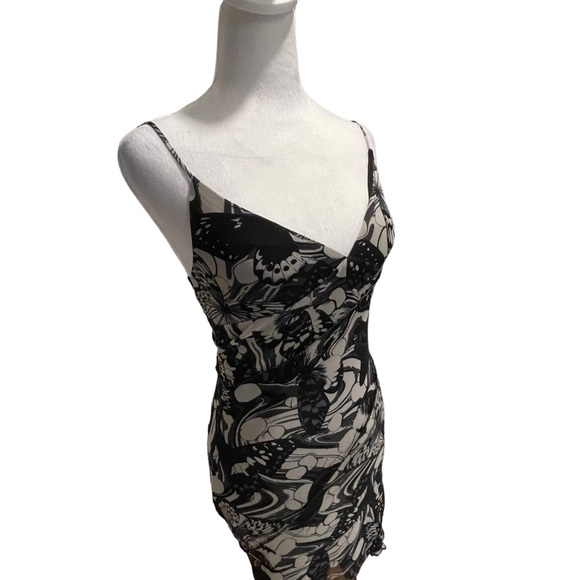 GARAGE. Sz XS. Gray/Black Spaghetti Strap form fitting dress. - Picture 9 of 13